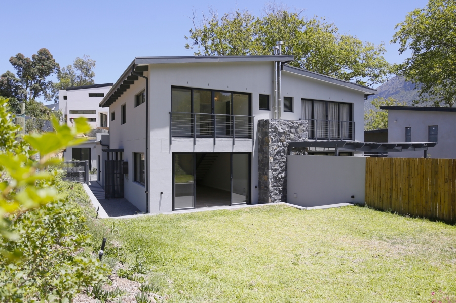 4 Bedroom Property for Sale in Bokkemanskloof Western Cape